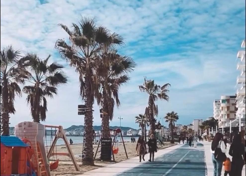 Durres Strand Direkt Am Meer Ngoại thất bức ảnh